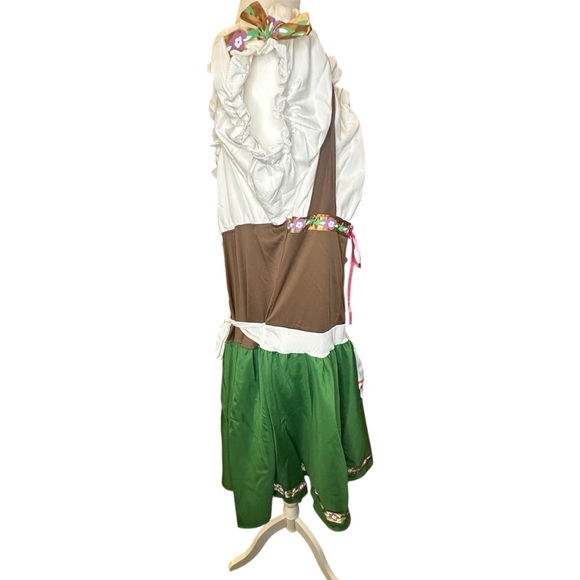 Wonderland Costumes Women’s Oktoberfest Costume plus‎ Size 1X New or 2X - Picture 2 of 14